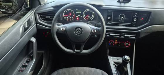 VOLKSWAGEN POLO 1.6 MSI TOTAL FLEX MANUAL VOLKSWAGEN POLO 1.6 MSI TOTAL FLEX MANUAL